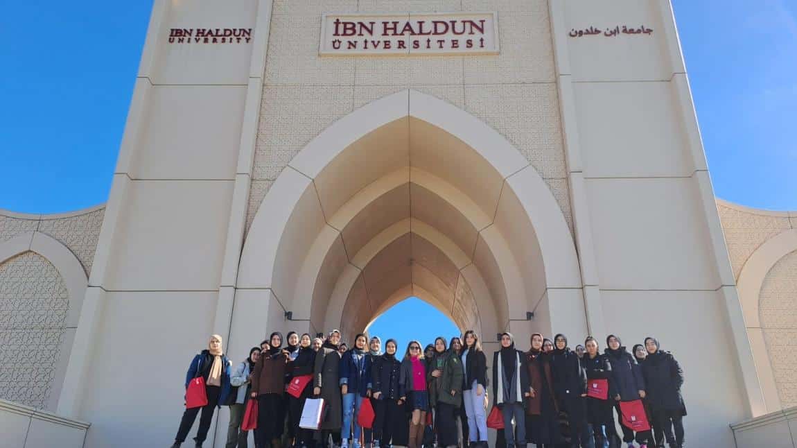 İbn Haldun Üniversitesi'ni Ziyaret Ettik